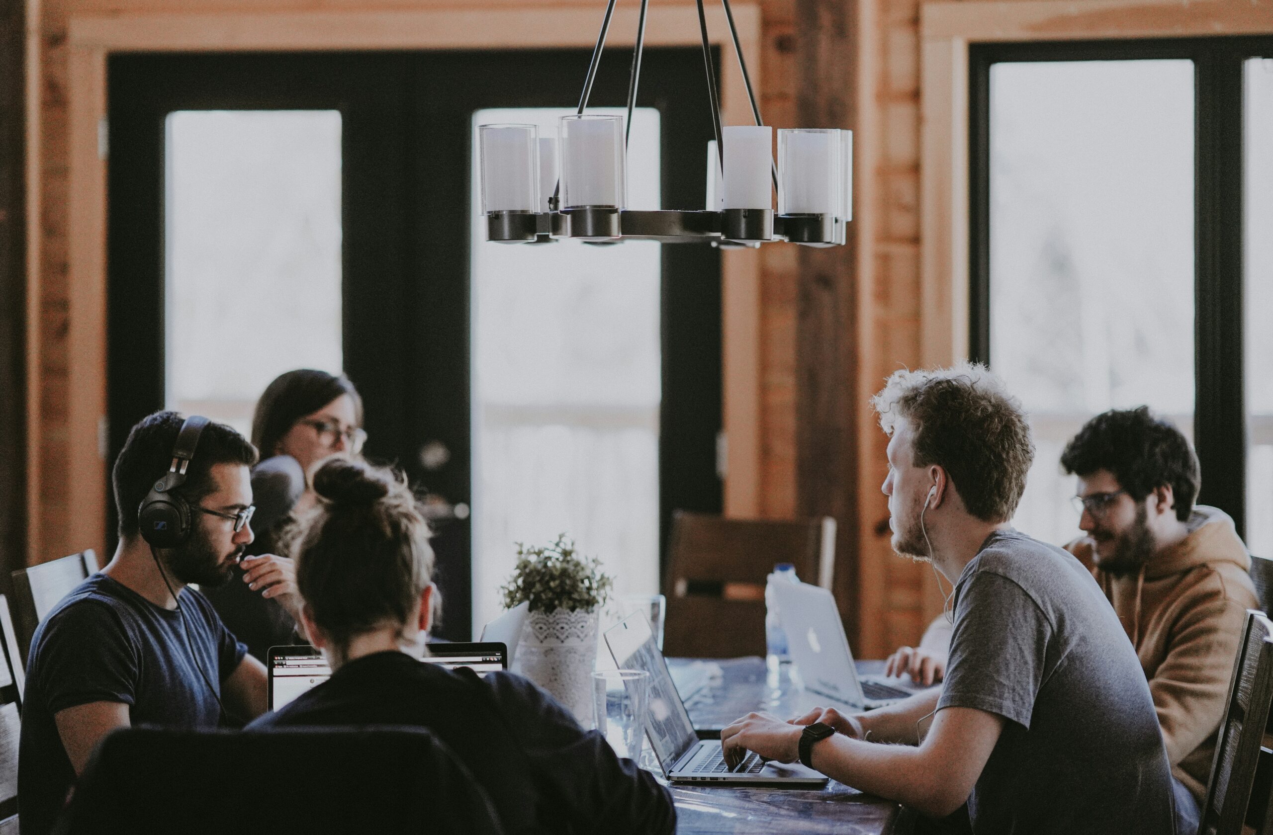 The Power of Collaboration: Why Working Together Makes Every Vendor Stronger